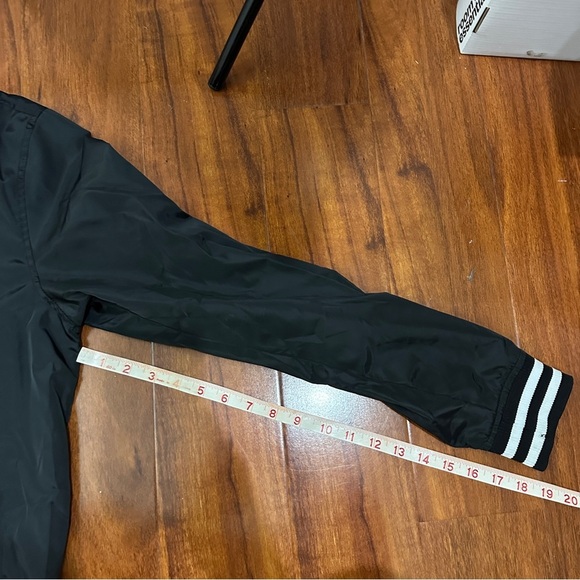 Young And Reckless Philadelphia Sixers Jacket Vintage Size Medium - Picture 11 of 11